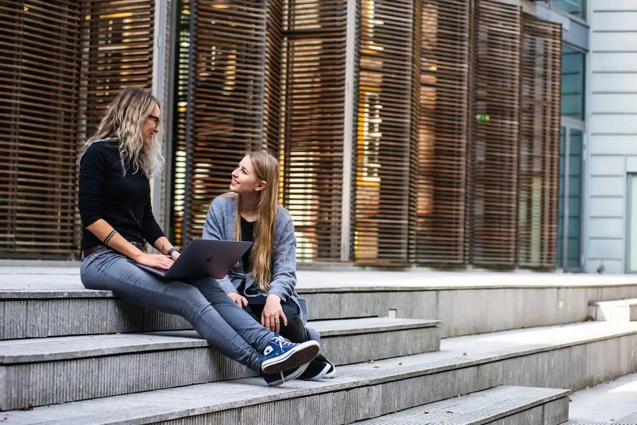 compare essay outline