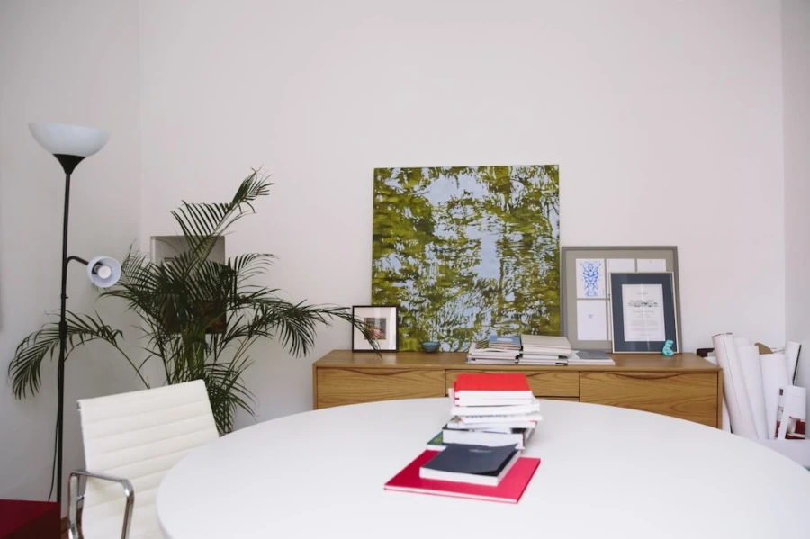 Avoid Clutter and Stay on Track