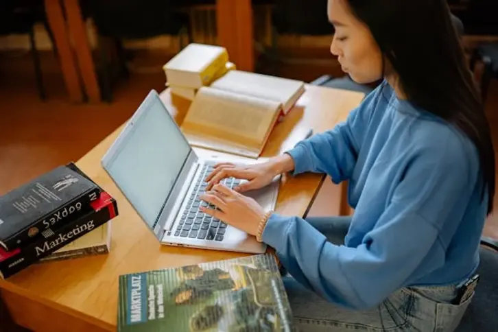 How to Write Coursework? Guide 2026