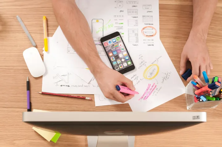 Crafting a Perfect Social Media Essay: Your Academic Guide