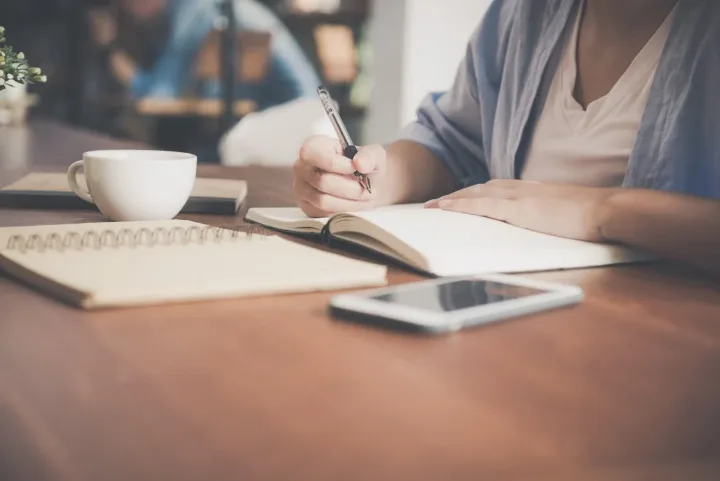 How to Write an Informative Essay: Guidelines to Follow
