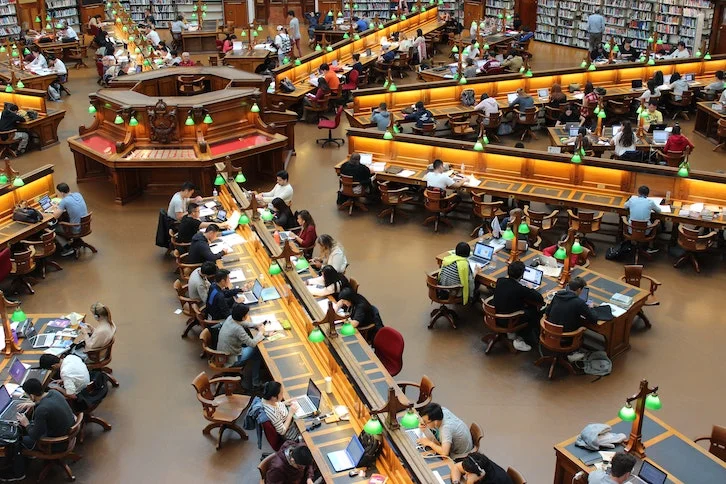 🎓 Unveiling 2023's Top Higher Education Marketing Trends 📈