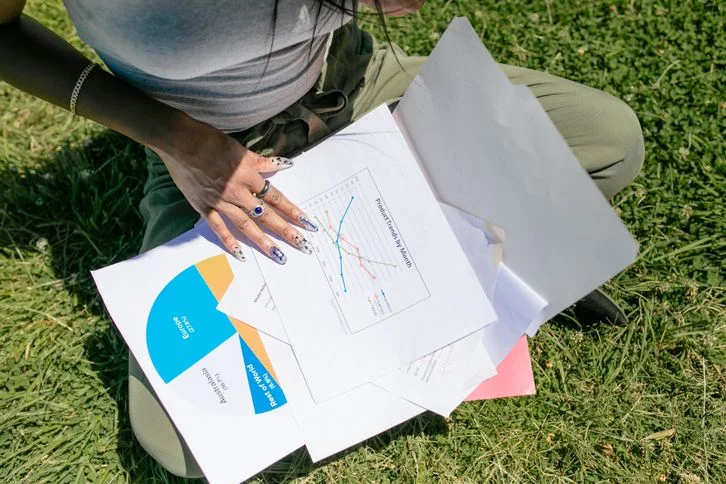 How to write an economics research paper. Guidelines and tips