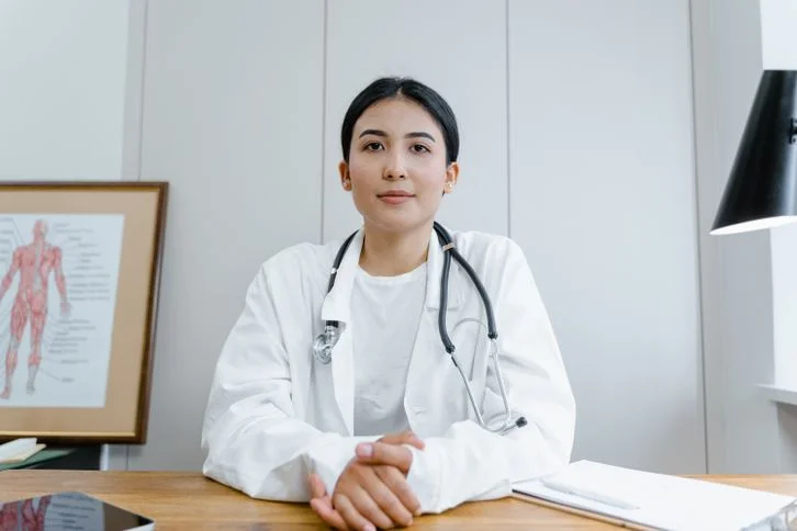 Medical School Scholarships: Find Funding in the U.S.