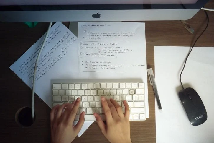 How to Write a Compare and Contrast Thesis Clearly