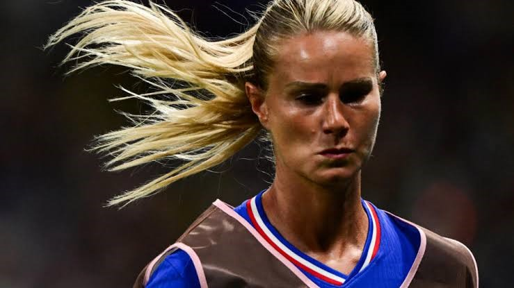 Amandine Henry