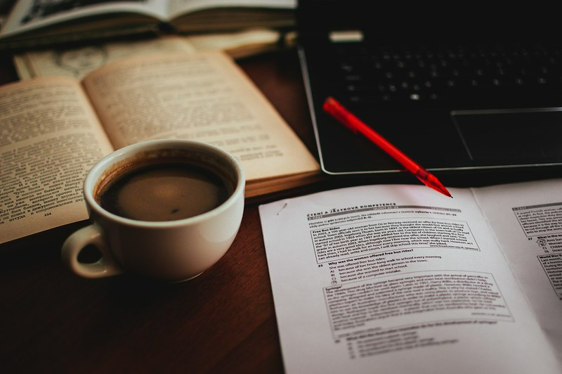 How to Edit Research Papers Properly: 8 Tips for Students
