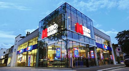 UK Company: Metro Bank Review by Resume101.org