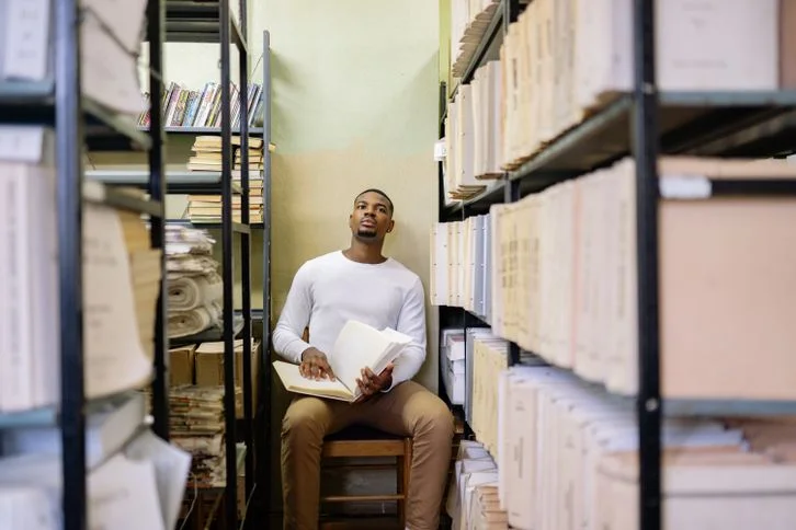 Primary and Secondary Sources in a History Research Essay
