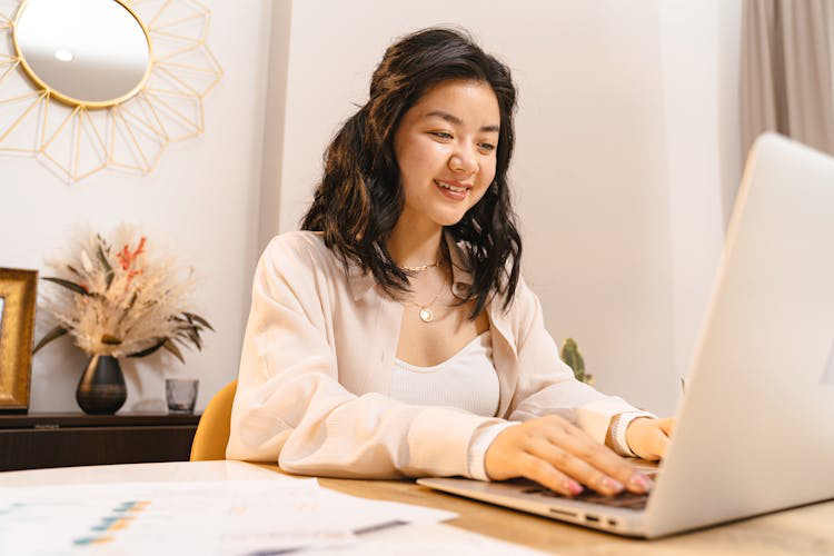 How to End a College Essay: Strategies for Memorable Conclusions
