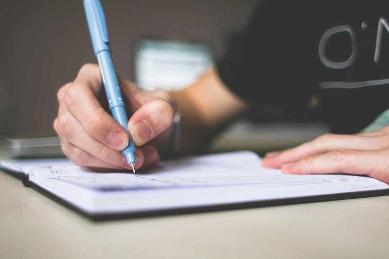 Words to avoid in academic writing: advancing the quality of the papers