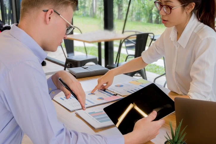 Business Plan Examples: 5 Practical Models for Entrepreneurs
