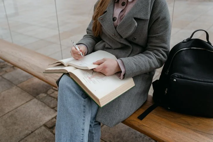 Transition Words for Argumentative Essay | Ultimate Guide