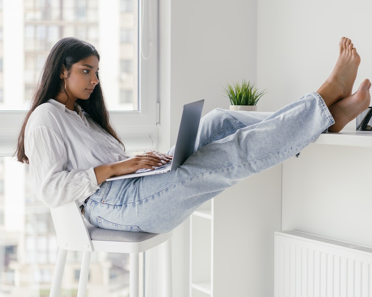 How to Write a Creative Essay | Tips for All Modern Students
