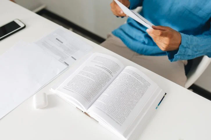 How to Write an Argumentative Essay Outline: Complete Guide