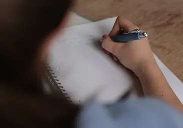 How to Write an Opinion Essay Like a Pro | Useful Guide for Everyone | Speedy Paper