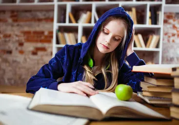What’s the correct form: masters or master's? A simple grammar guide